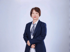 并取同校的丈夫张永怀相知相